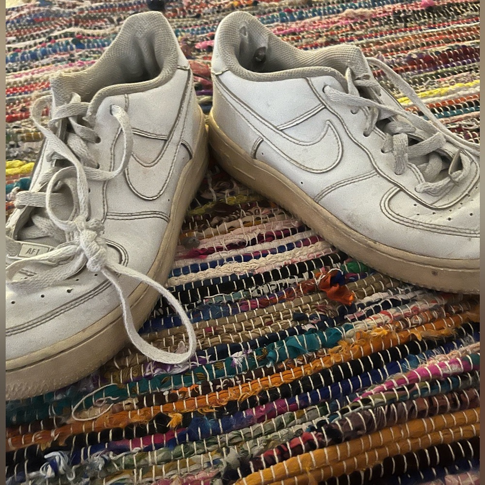 Air forces - Picture 2 of 4